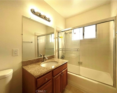 121 E Beacon Street - Photo Thumbnail 6