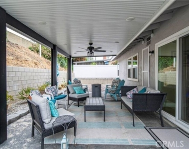 7386 Alta Cuesta Drive - Photo Thumbnail 8