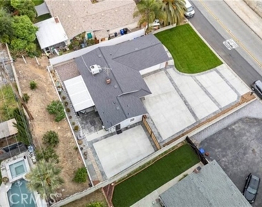 7386 Alta Cuesta Drive - Photo Thumbnail 26