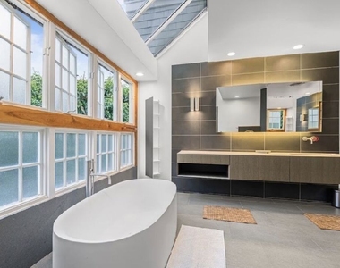 4219 Roma Court - Photo Thumbnail 17