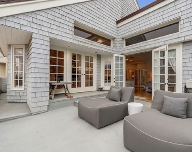4219 Roma Court - Photo Thumbnail 15