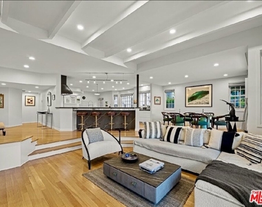 4219 Roma Court - Photo Thumbnail 12