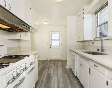 22046 Galvez Street - Photo Thumbnail 8