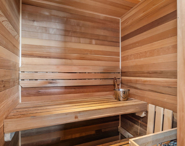 303 Windward Avenue - Photo Thumbnail 21