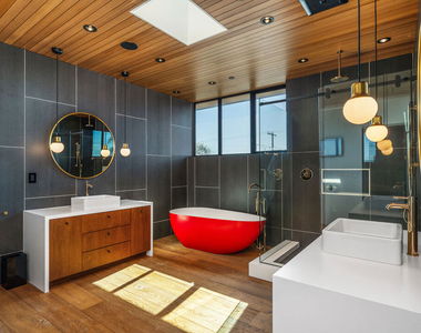 303 Windward Avenue - Photo Thumbnail 19
