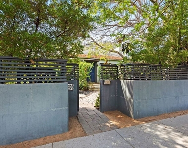449 Westbourne Drive - Photo Thumbnail 17
