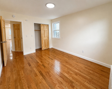 752 Van Nest Avenue - Photo Thumbnail 6
