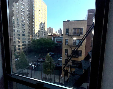 East 28th Street - Photo Thumbnail 1