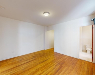 East 65th Street - Photo Thumbnail 1
