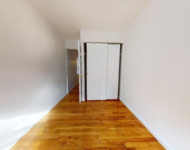 East 92nd Street - Photo Thumbnail 6