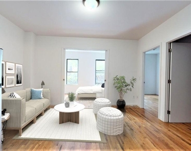 West 51st Street - Photo Thumbnail 8