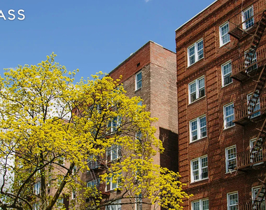 East 28th Street - Photo Thumbnail 8