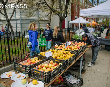 East 28th Street - Photo Thumbnail 9