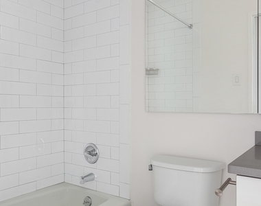 355 South End Avenue - Photo Thumbnail 9