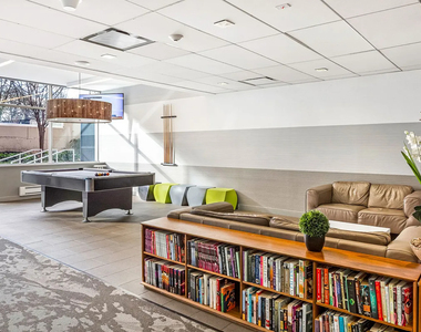355 South End Avenue - Photo Thumbnail 13