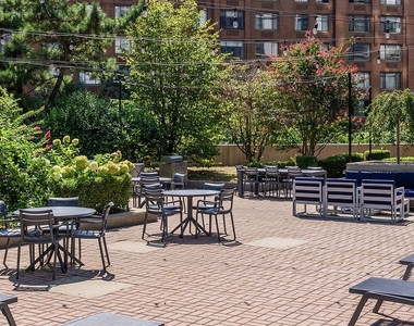 355 South End Avenue - Photo Thumbnail 14