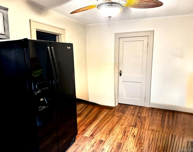 3929 Merrick Road - Photo Thumbnail 1