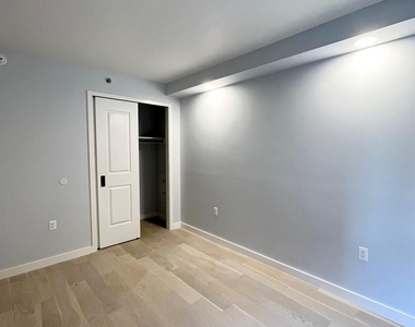 37-32 89th Street - Photo Thumbnail 5