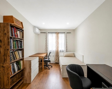 9203 241st Street - Photo Thumbnail 10