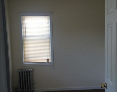 143-22 94th Avenue - Photo Thumbnail 5