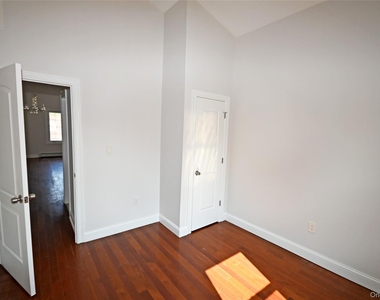 145-29 243rd Street - Photo Thumbnail 8
