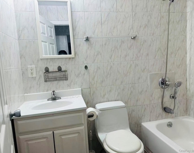 3-11 126th Street - Photo Thumbnail 5