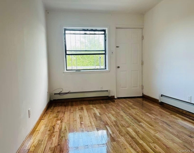 3-11 126th Street - Photo Thumbnail 8