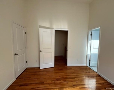 45 Avenue A - Photo Thumbnail 15