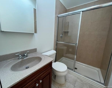 45 Avenue A - Photo Thumbnail 13