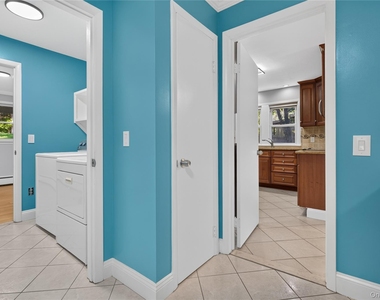 34 Winona Avenue - Photo Thumbnail 24