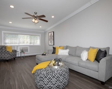 72 Mount Vernon Avenue - Photo Thumbnail 2