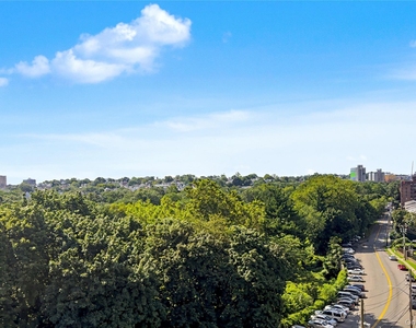 671 Bronx River Road - Photo Thumbnail 18