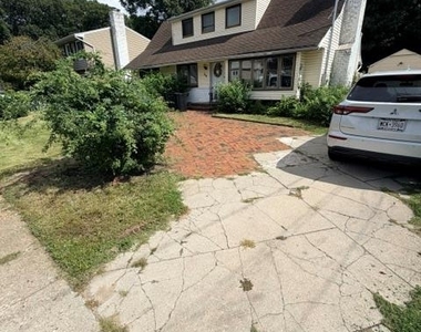 64 Lynwood Drive - Photo Thumbnail 17