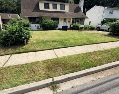 64 Lynwood Drive - Photo Thumbnail 19