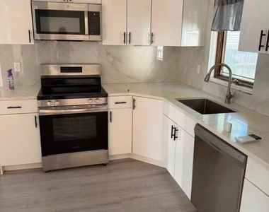 64 Lynwood Drive - Photo Thumbnail 12