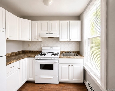 167 Liberty Street - Photo Thumbnail 6