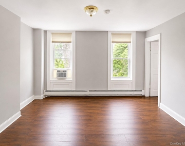 167 Liberty Street - Photo Thumbnail 8