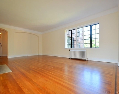 155 Garth Road - Photo Thumbnail 12