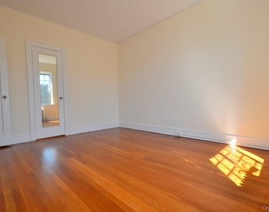 155 Garth Road - Photo Thumbnail 18