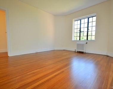 155 Garth Road - Photo Thumbnail 21