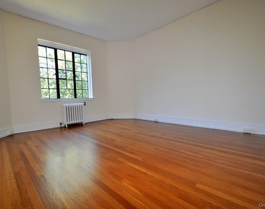 155 Garth Road - Photo Thumbnail 23