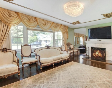 18 Addison Lane - Photo Thumbnail 9