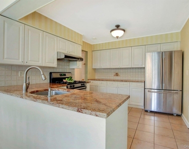 18 Addison Lane - Photo Thumbnail 18
