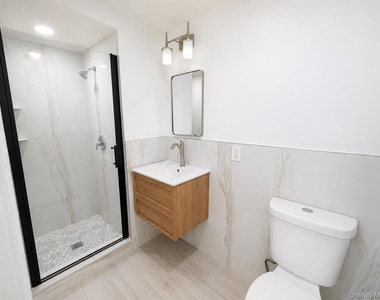 21 Crawford Court - Photo Thumbnail 1