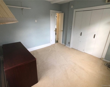 72 Stewart Avenue - Photo Thumbnail 13