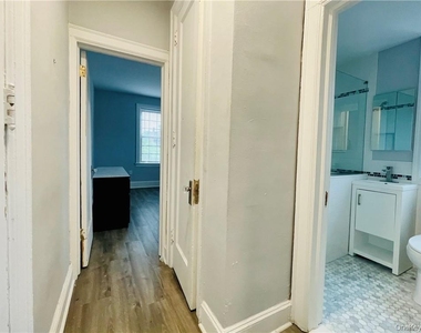 12 Chatsworth Avenue - Photo Thumbnail 7