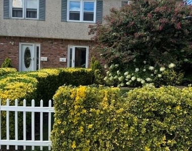 11 Chestnut Street - Photo Thumbnail 1