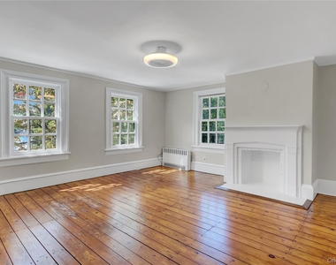 324 Woodbine Avenue - Photo Thumbnail 33