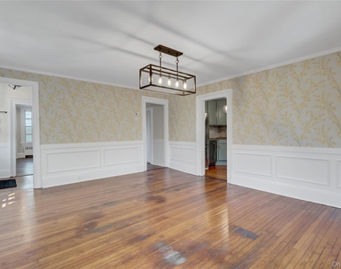 324 Woodbine Avenue - Photo Thumbnail 14