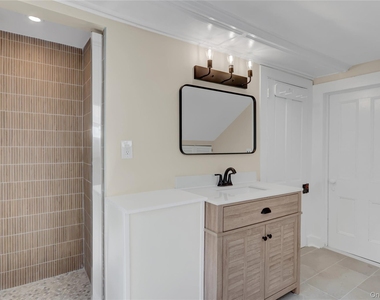 324 Woodbine Avenue - Photo Thumbnail 30